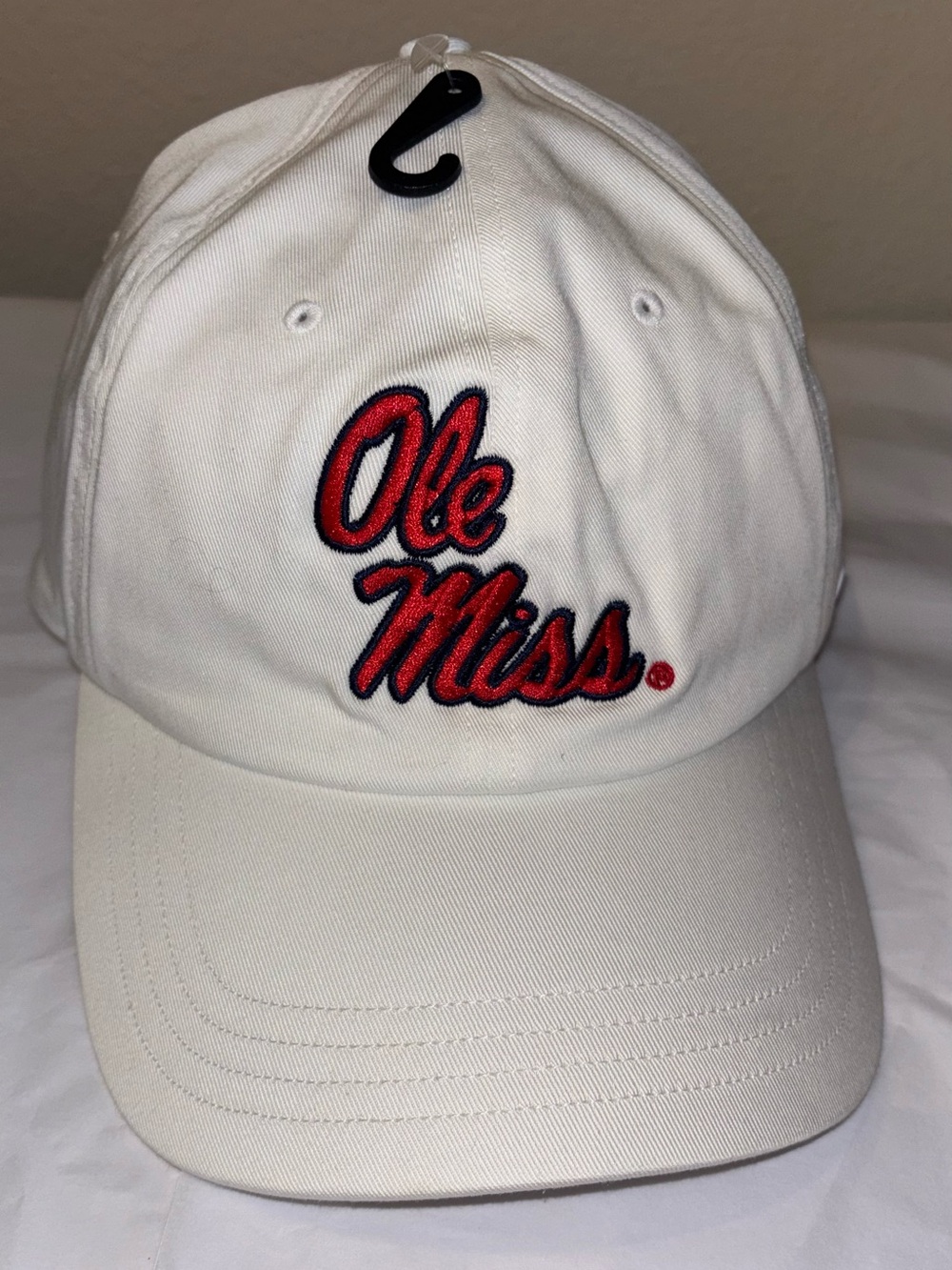Lululemon Ole Miss White Hat Classic ball cap L/XL Adjustable Strap